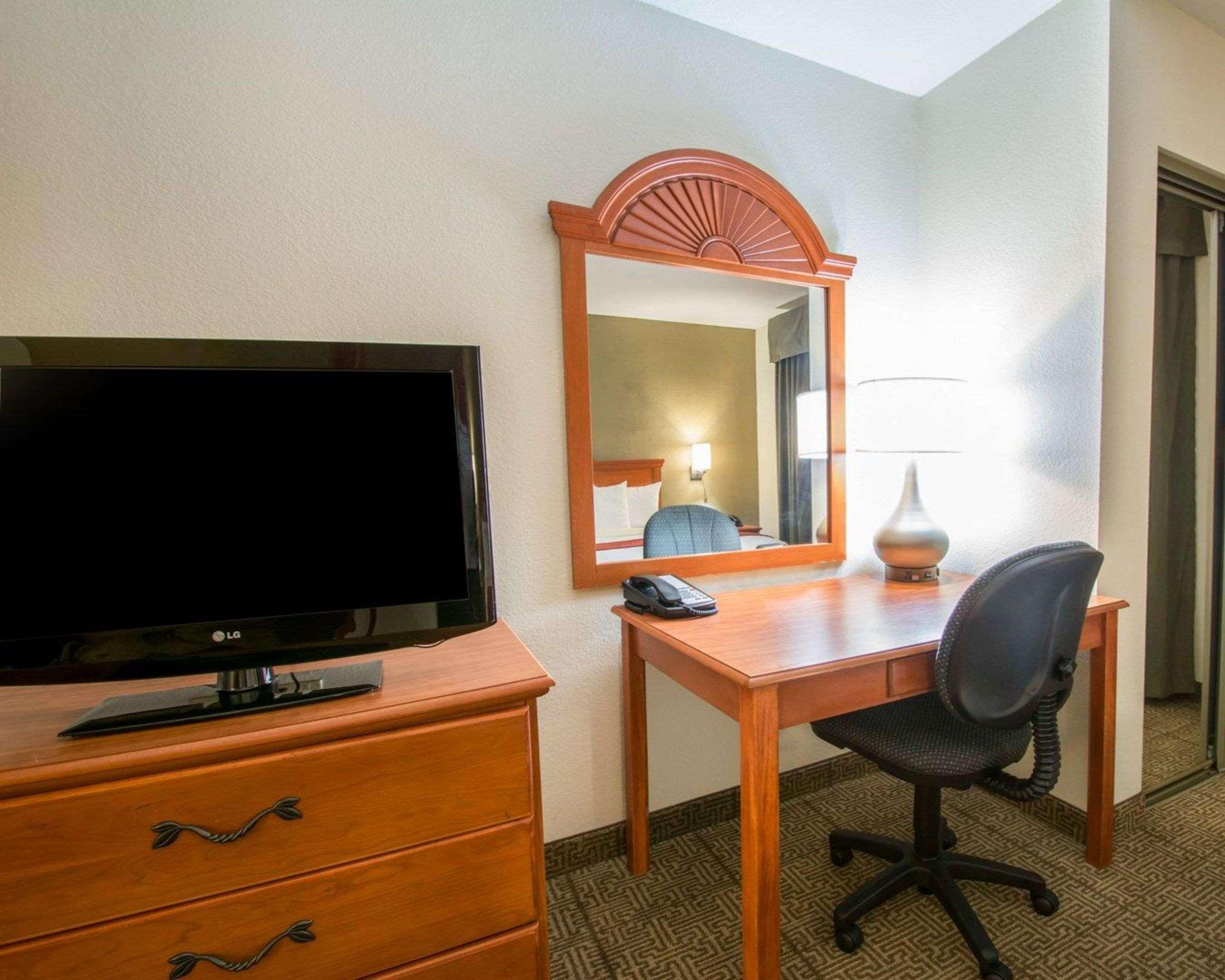 Comfort Suites Fort Pierce I-95 Exteriör bild