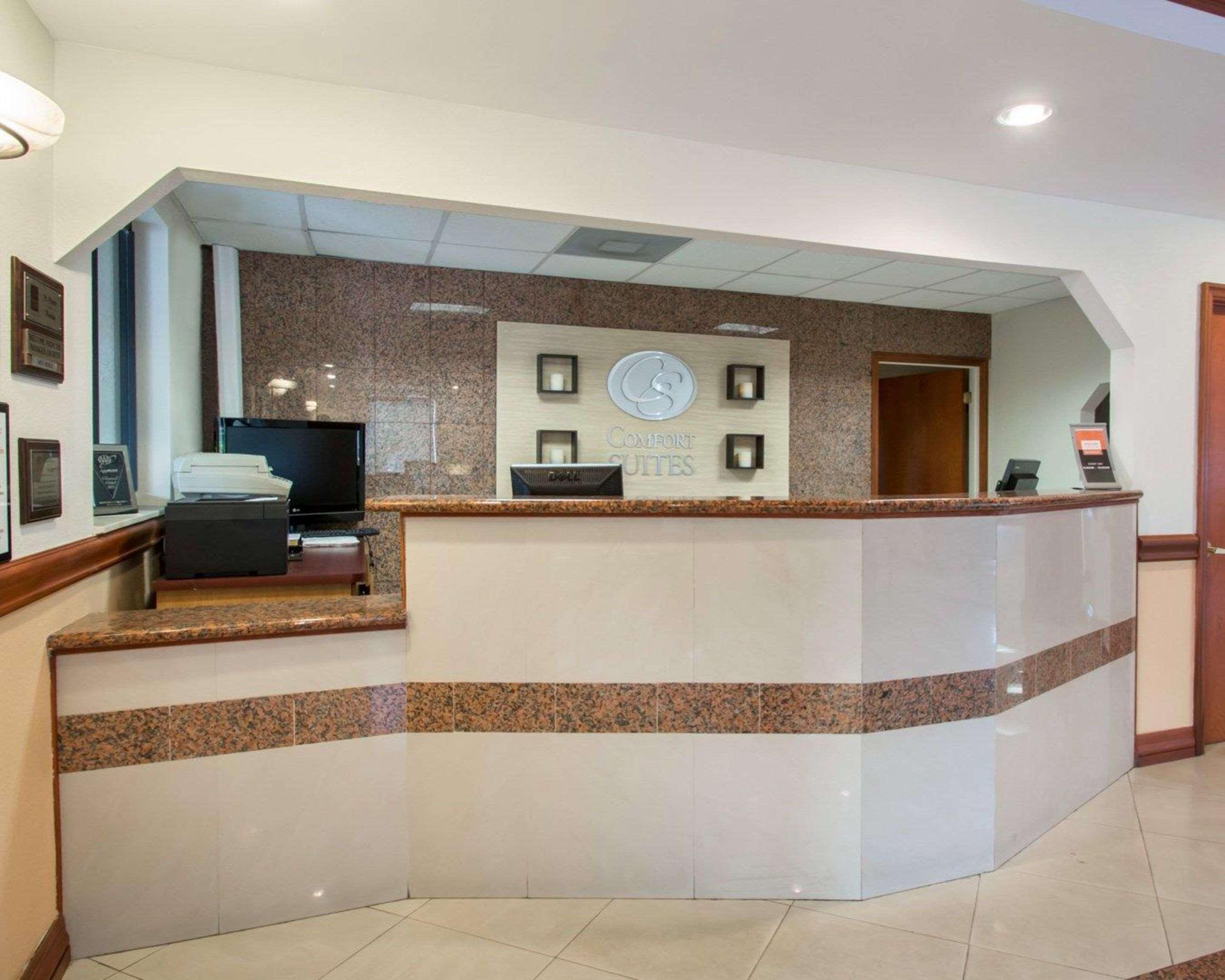 Comfort Suites Fort Pierce I-95 Exteriör bild